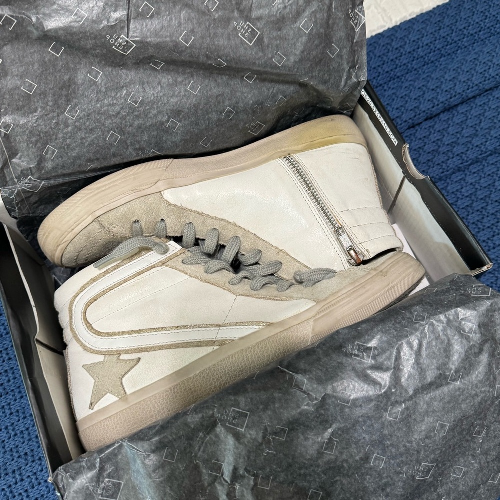Shu Shop Roxanne sneaker size 7.5